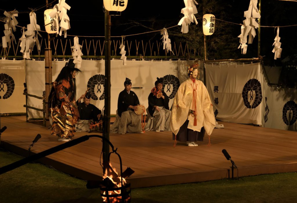 Takigi O-Noh: A mysterious world lit by firelight