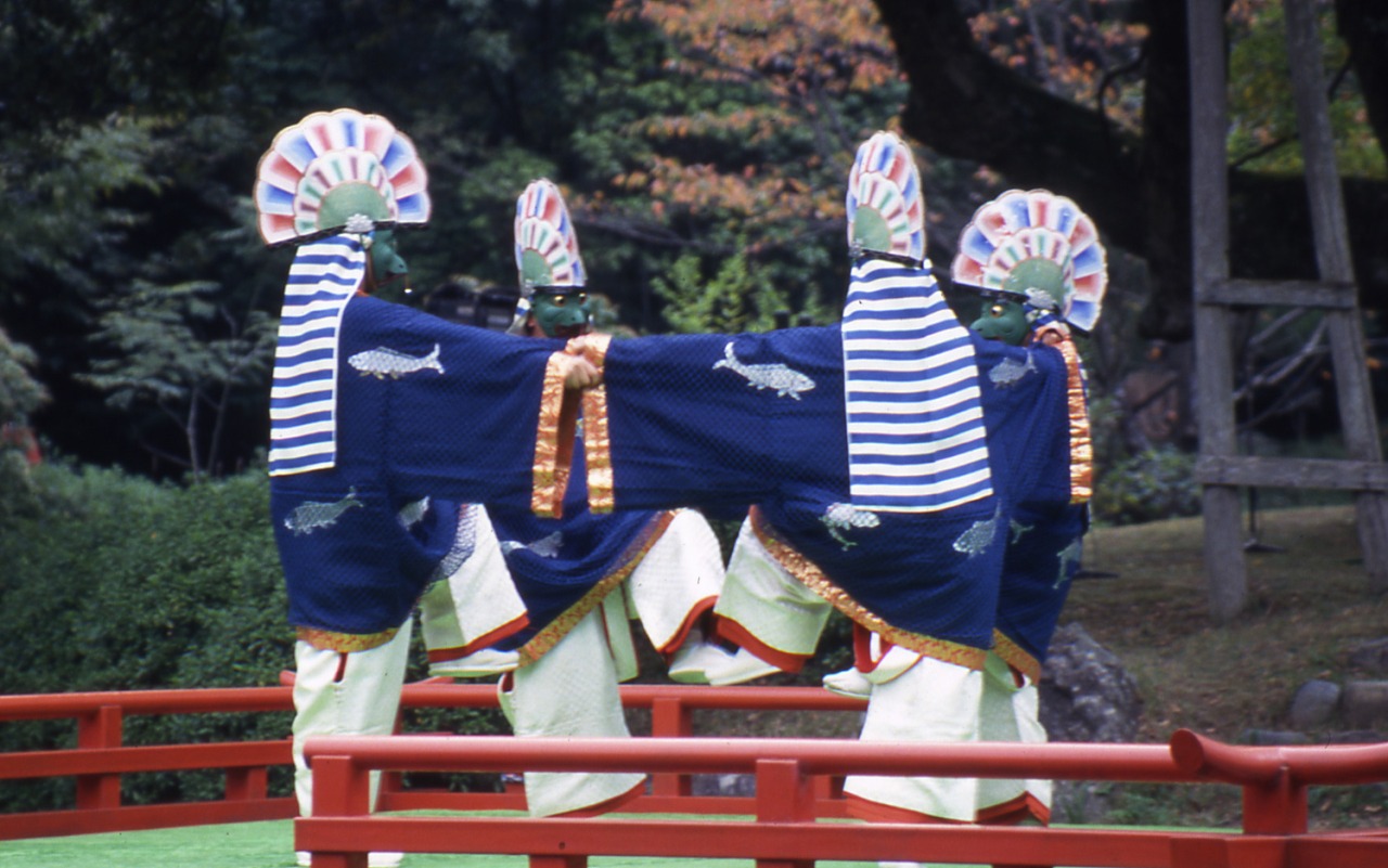 明治祭・文化の日萬葉雅楽会/春日大社