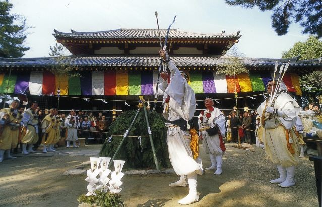 初午厄除祈願会/西大寺