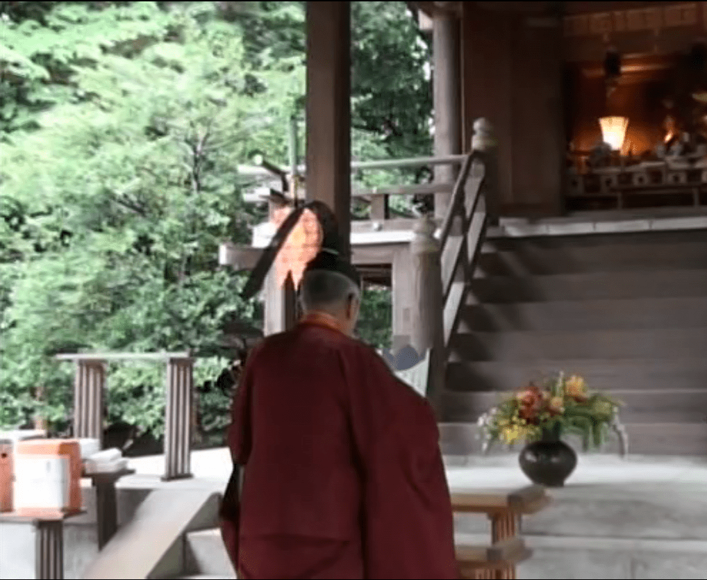 戦没者を慰霊し平和を願う 護国神社の例大祭。春季大祭/奈良県護国神社