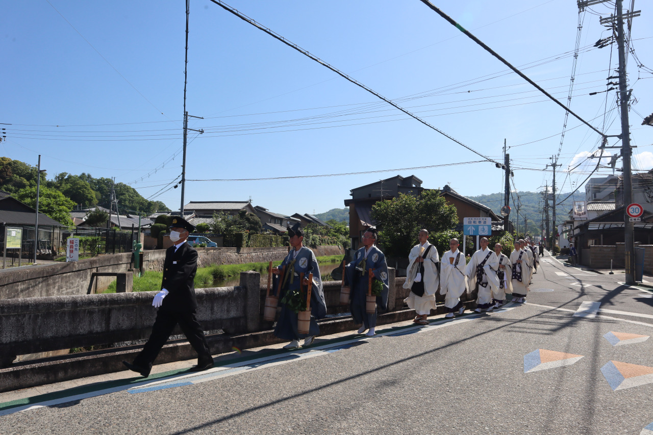 山陵祭 聖武天皇陵参拝/東大寺